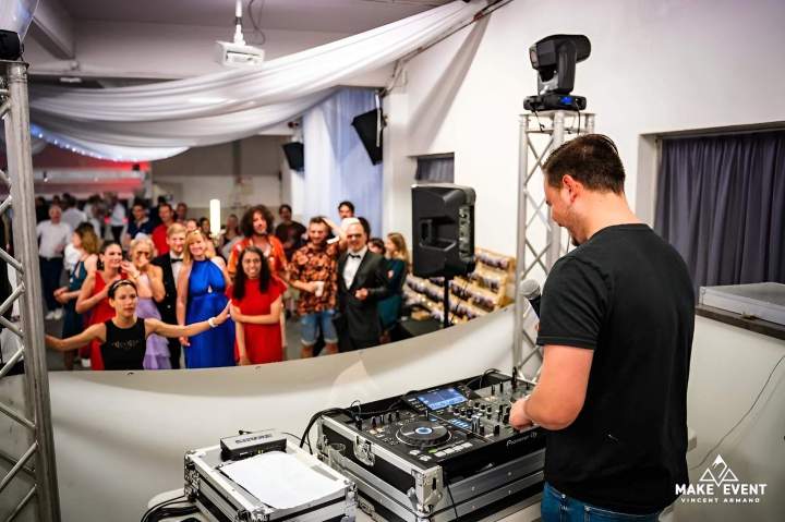 Animation musicale DJ pour mariage Grenoble