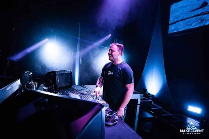 Animation DJ à Grenoble